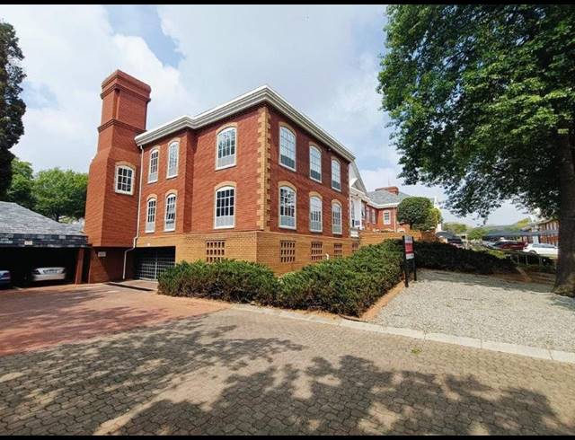 BUSINESS PROPERTY TO RENT IN BRYANSTON